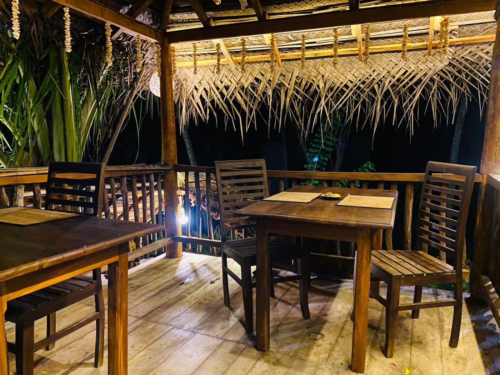 Rekawa Turtle Gate Hotel Tangalle Luaran gambar