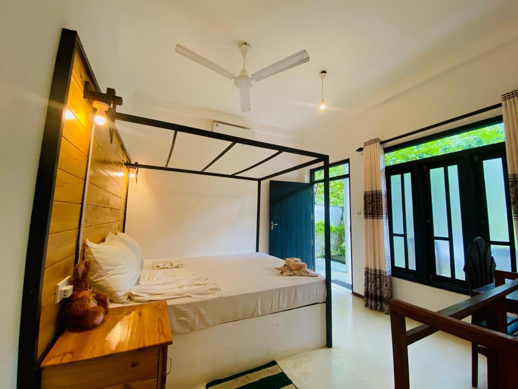 Rekawa Turtle Gate Hotel Tangalle Luaran gambar
