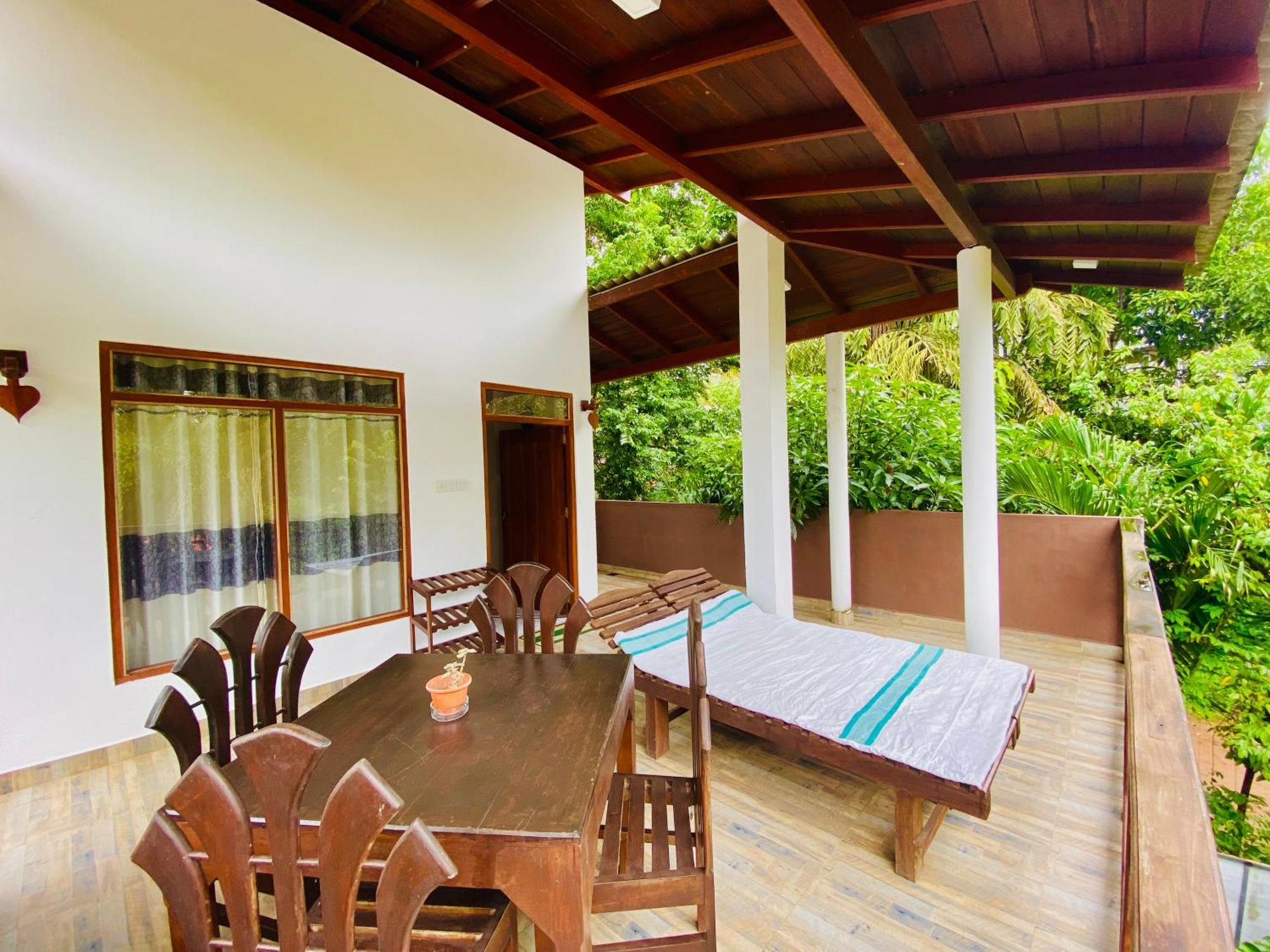 Rekawa Turtle Gate Hotel Tangalle Luaran gambar